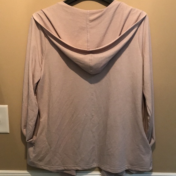 🎁VICTORIA’S SECRET Cardigan - Picture 8 of 13